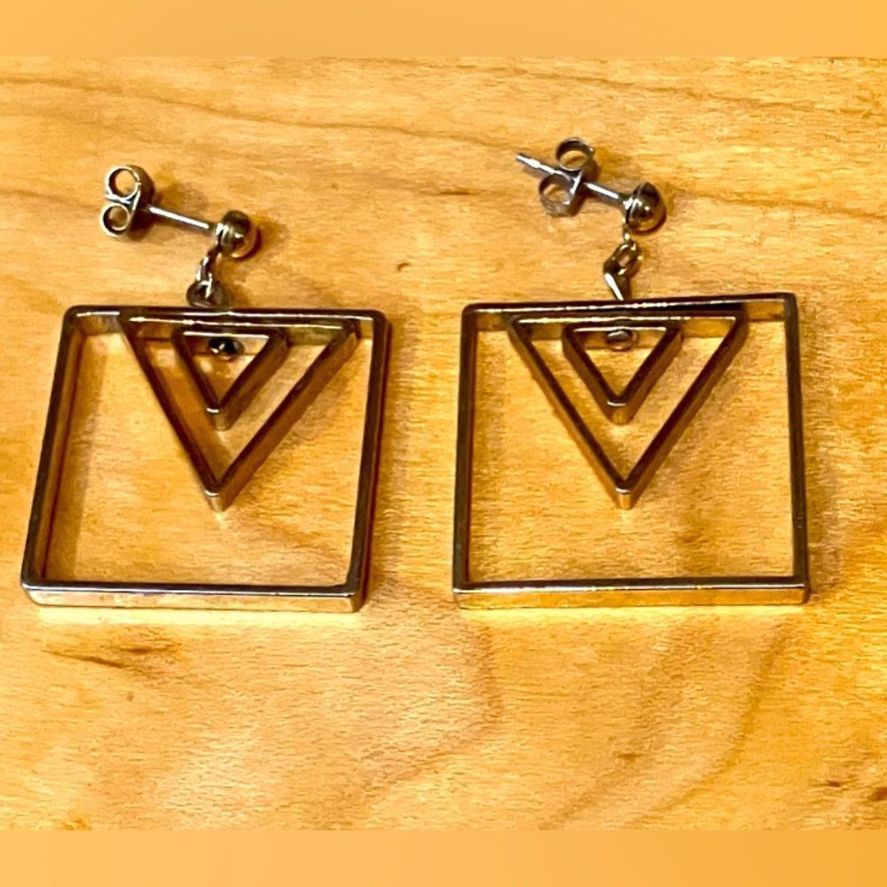 5/$25 costume jewelry gold earrings